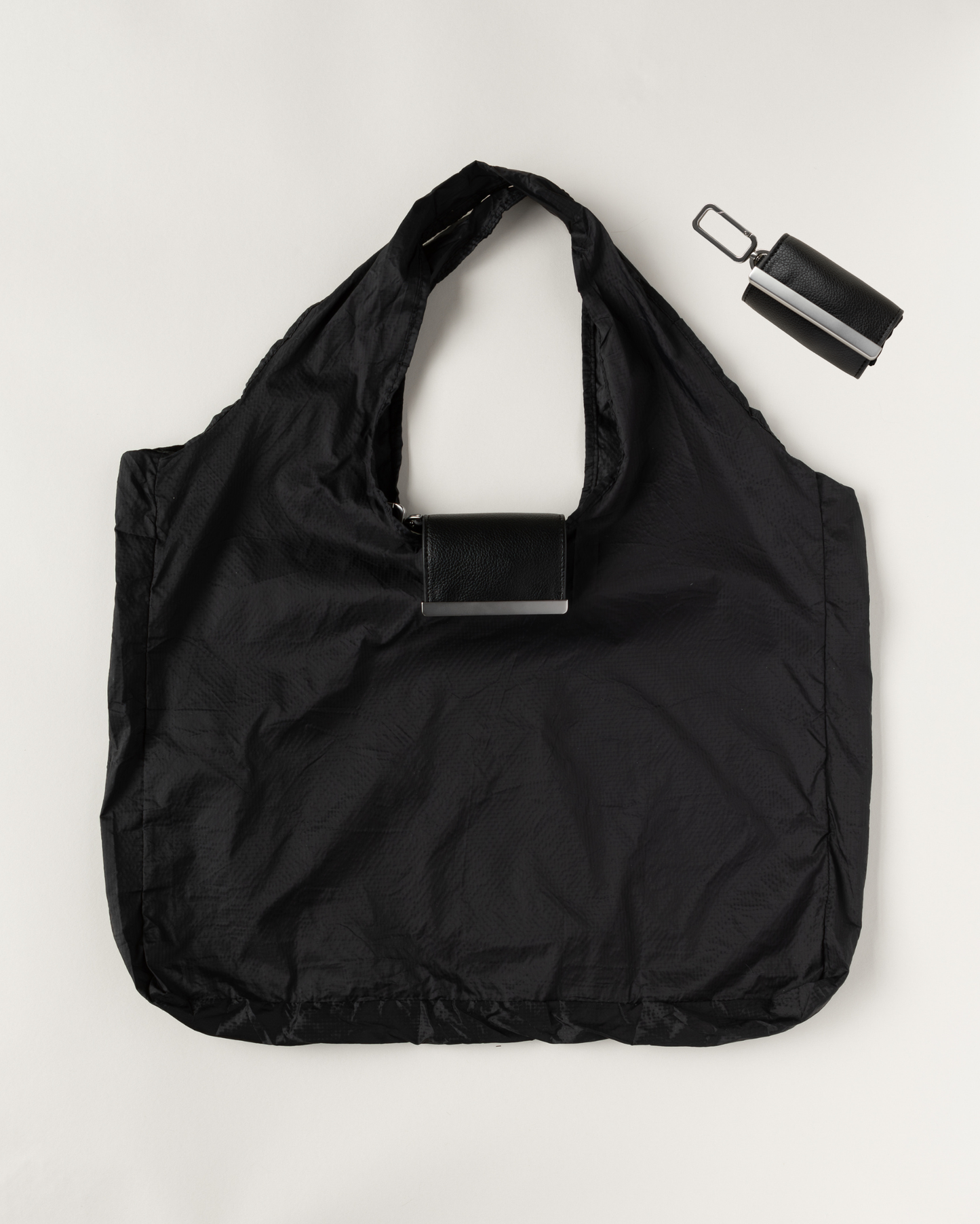 KEYCHAIN COMPACT BAG